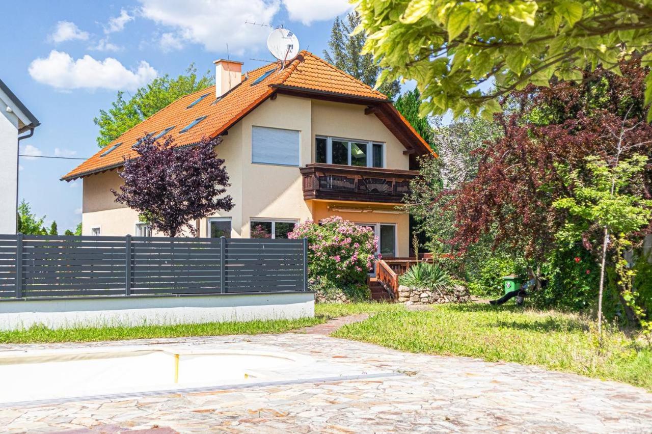Comfortable Rooms In A Beautiful House Gd Wien Exterior foto