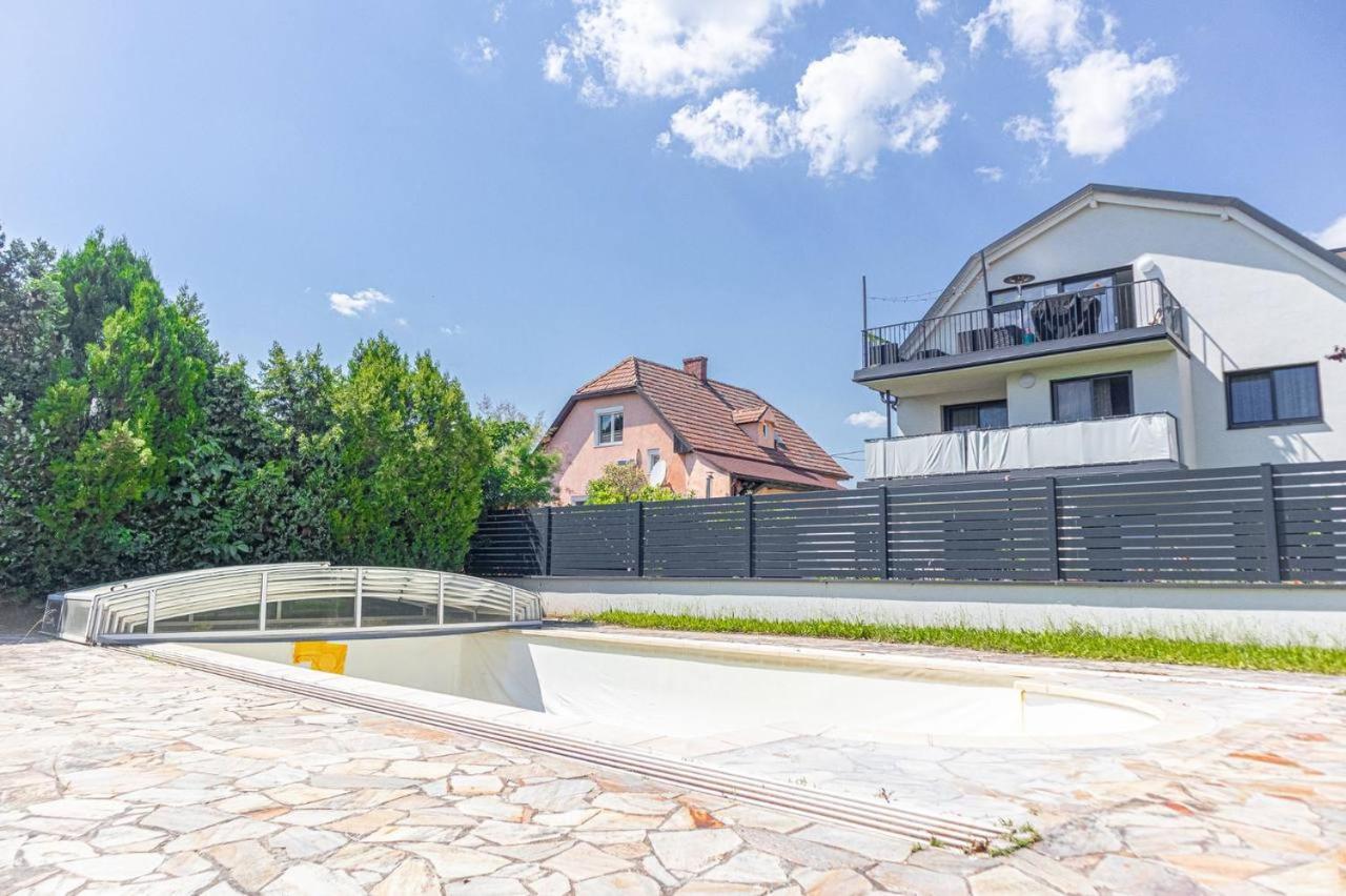 Comfortable Rooms In A Beautiful House Gd Wien Exterior foto