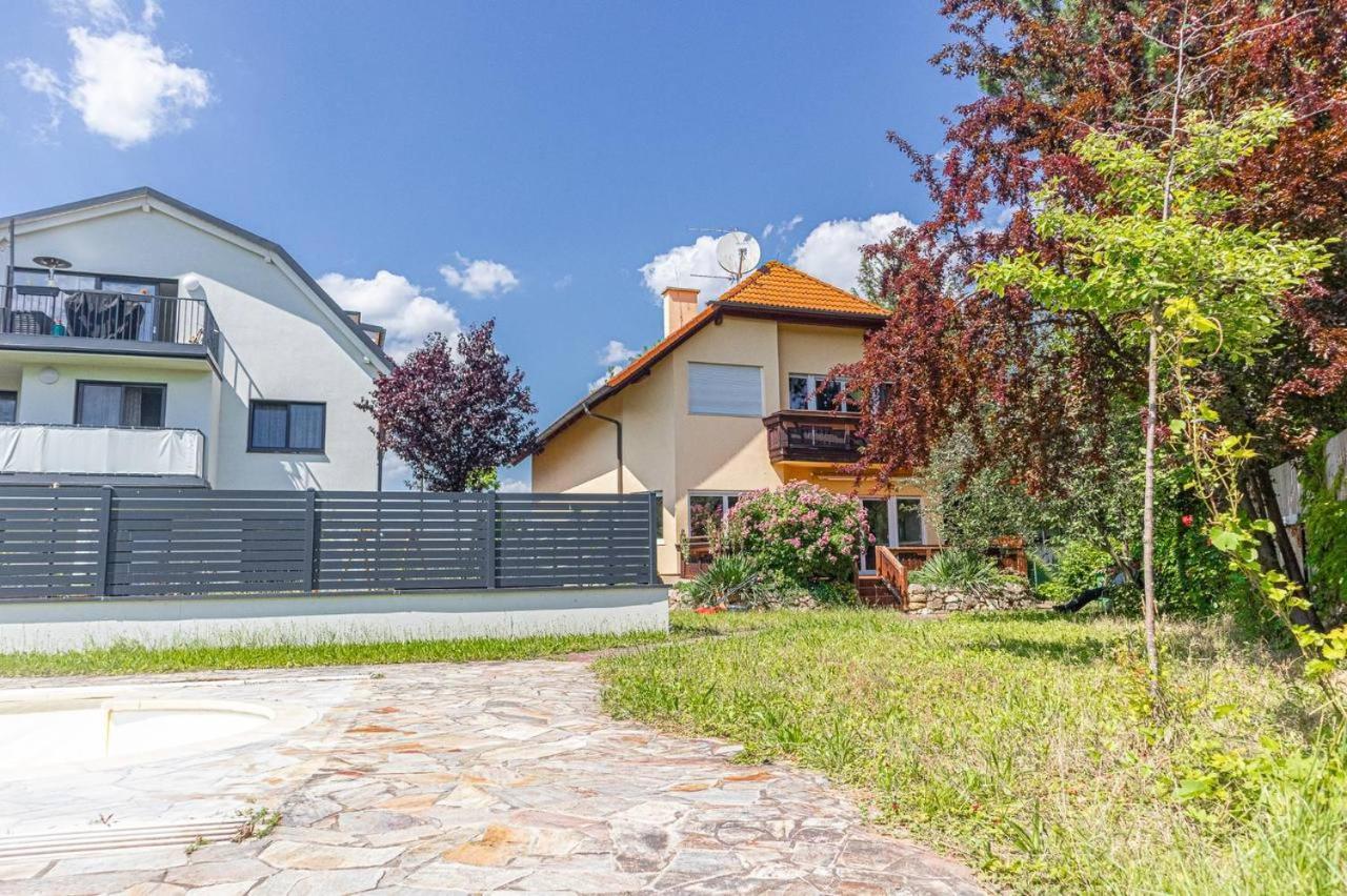 Comfortable Rooms In A Beautiful House Gd Wien Exterior foto