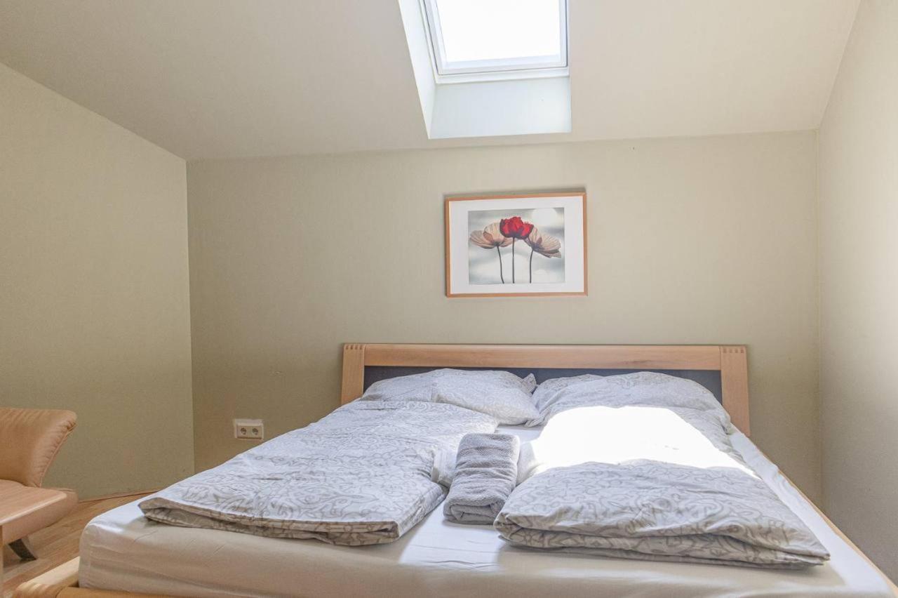 Comfortable Rooms In A Beautiful House Gd Wien Exterior foto